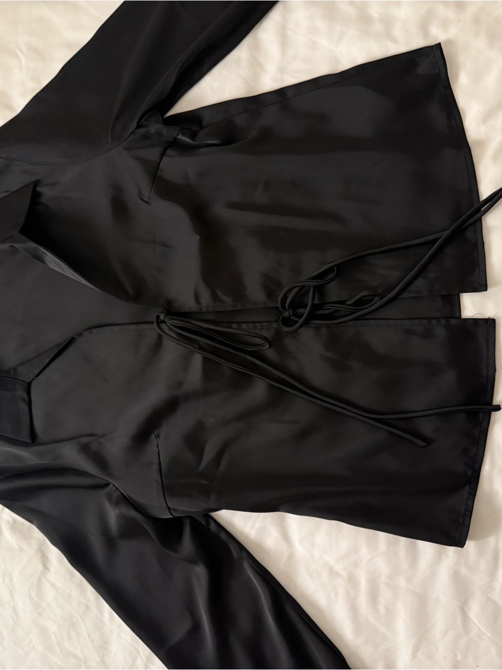 Nasty Gal Black Satin Tie-Front Long Sleeve Blouse - Picture 7 of 8